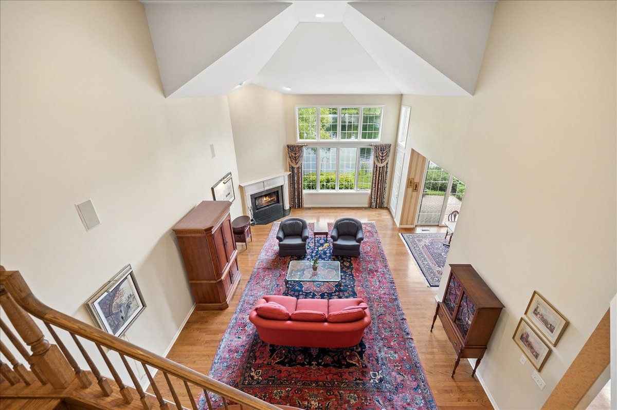 2288 Royal Ridge Drive Northbrook, IL 60062 - Photo 7 of 29