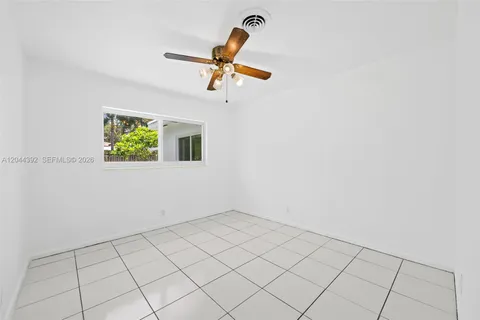 $650,000 | 733 North Rainbow Drive, Hollywood, FL 33021