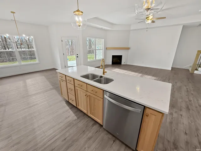 $400,000 | 2025 Briar Meadows Drive, Unit 1, Evansville, IN 47711