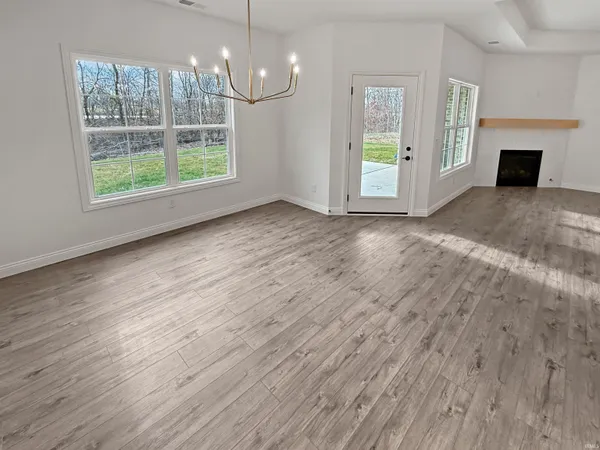 $400,000 | 2025 Briar Meadows Drive, Unit 1, Evansville, IN 47711