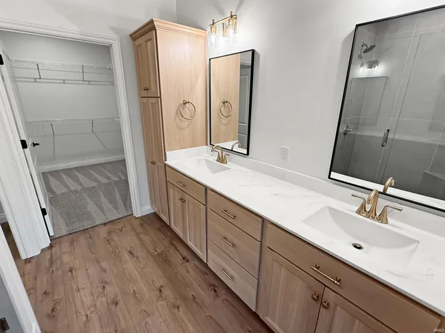 $400,000 | 2025 Briar Meadows Drive, Unit 1, Evansville, IN 47711