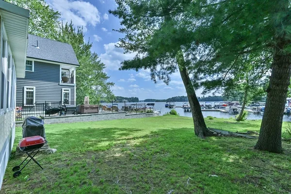 $675,000 | 23 Lakeview Road, Webster, MA 01570