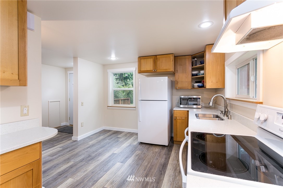 2579 MacKenzie Road Bellingham, WA 98226 - Photo 2 of 22 Gallery Image 2