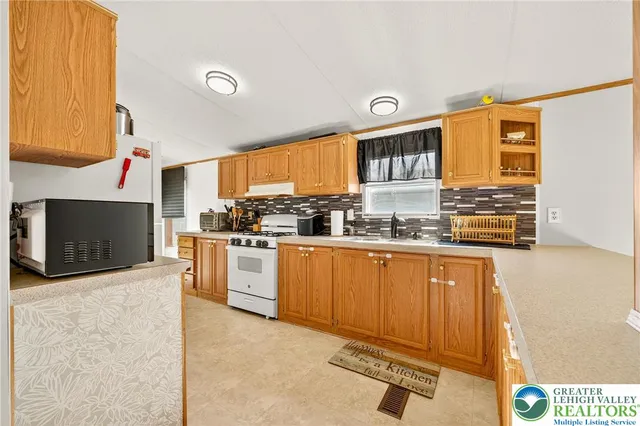 $79,000 | 196 Fawn Meadow Court, Bath, PA 18014