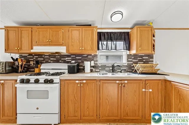 $79,000 | 196 Fawn Meadow Court, Bath, PA 18014