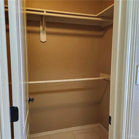 $1,300 | 702 Jade Street, Unit B, Edinburg, TX 78541