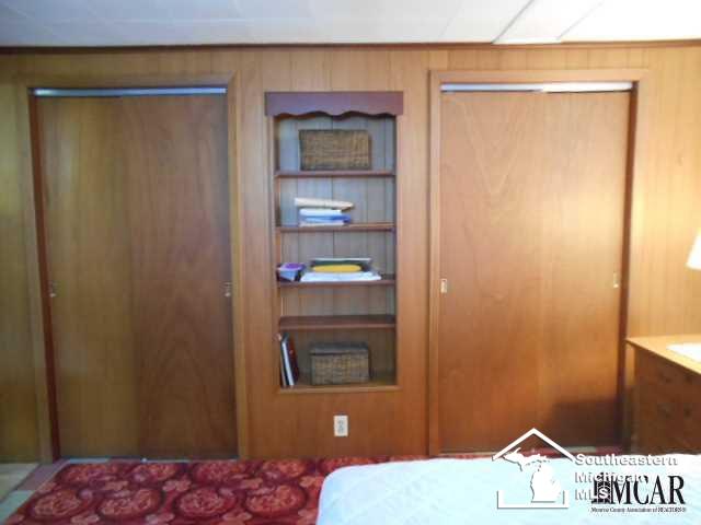 2036 Vivian Road Monroe, MI 48162 - Photo 16 of 28 21214759-15.JPG