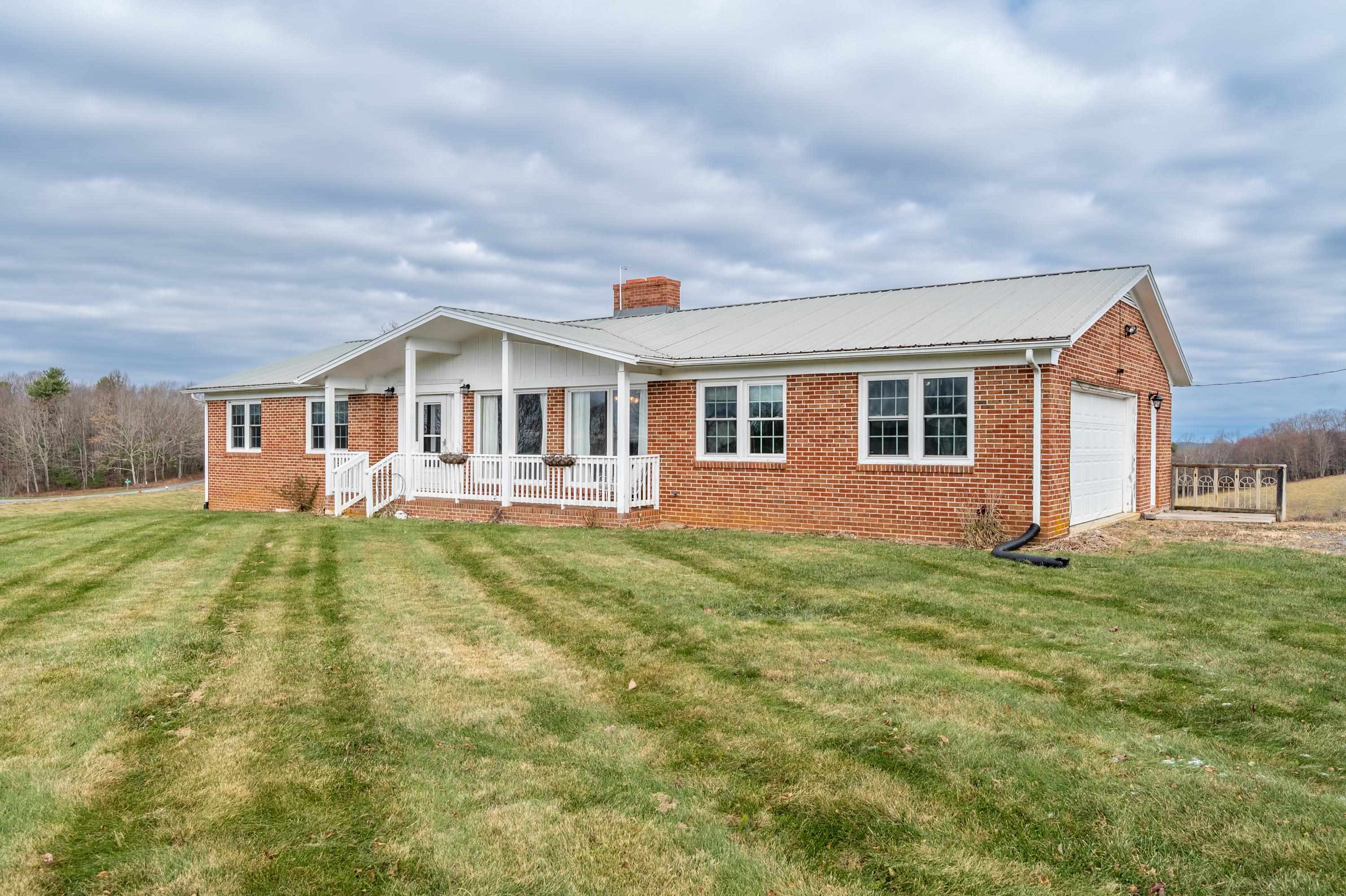 4727 Joy Ranch Road Hillsville, VA 24343 - Photo 1 of 53 Gallery Image 1