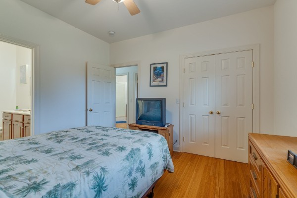 4664 New Cut Road Greenbrier, TN 37073 - Photo 8 of 85 a bedroom with a bed and a flat screen tv