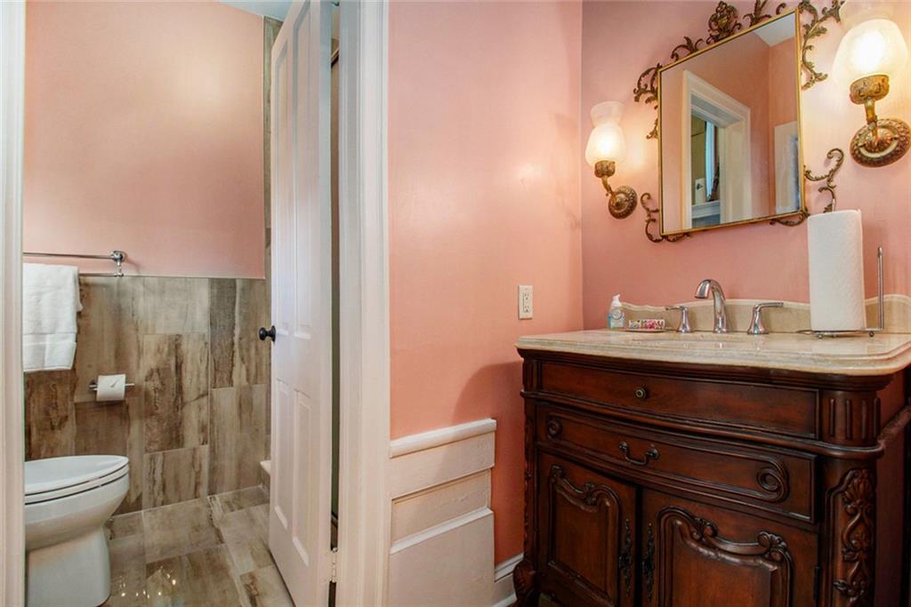 112 Hillcrest Road West Point, GA 31833 - Photo 15 of 34