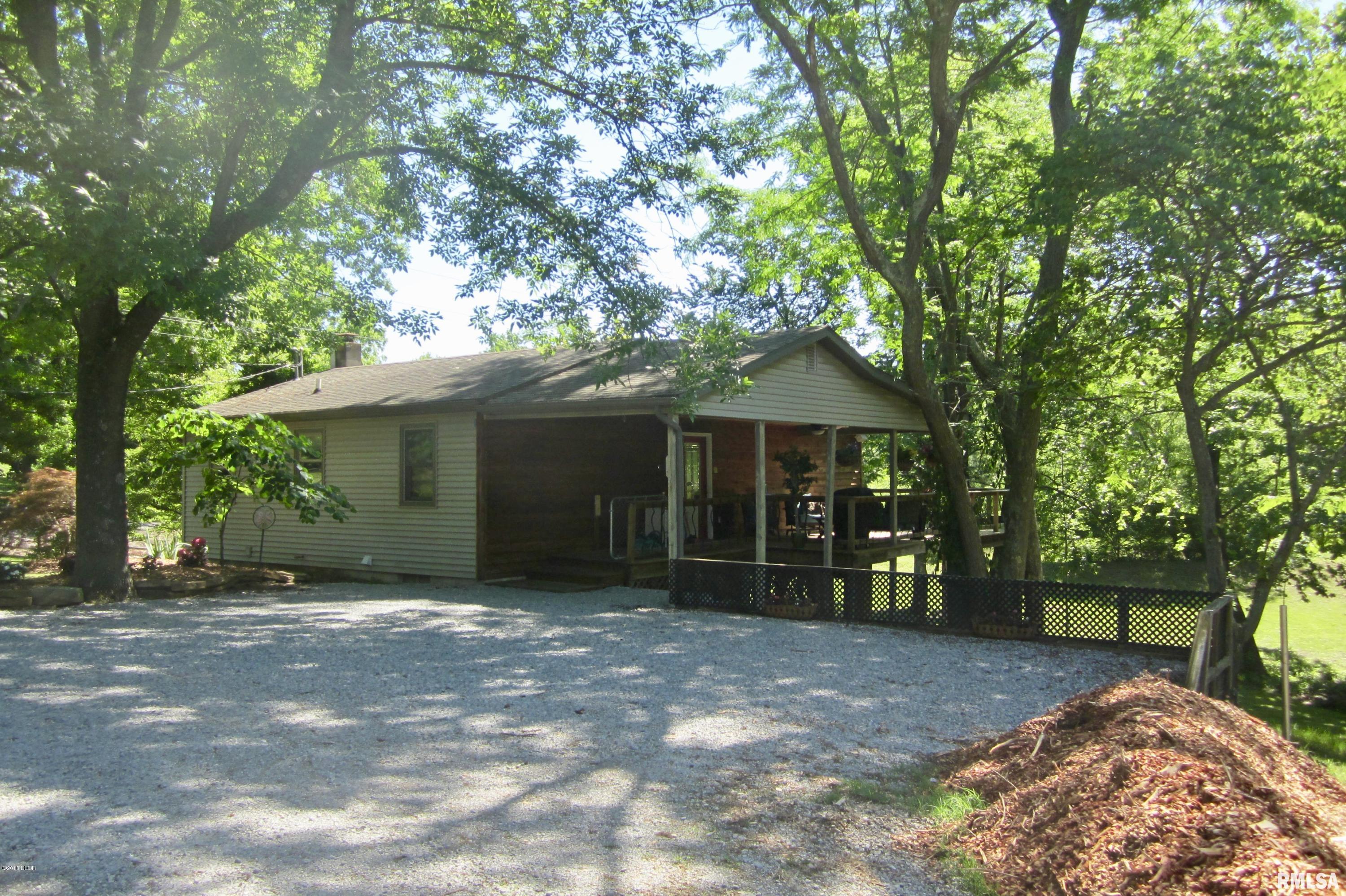 136 Kennedy Road Carbondale, IL 62903 - Photo 4 of 50