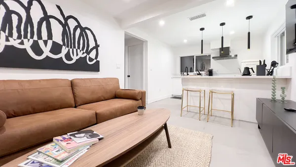 $3,500 | 414 Buena Vista Drive, Unit 414, Ojai, CA 93023