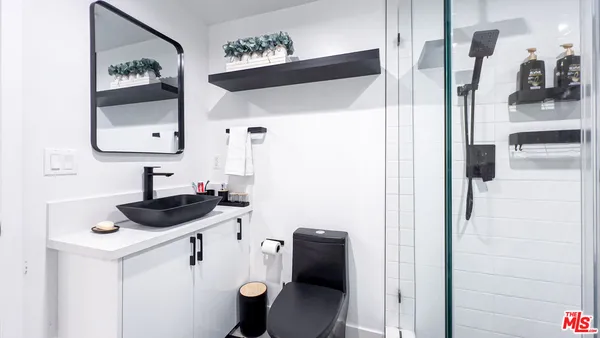 $3,500 | 414 Buena Vista Drive, Unit 414, Ojai, CA 93023