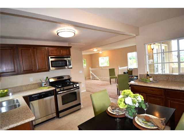 8817 Gardena Road Lakeside, CA 92040 - Photo 4 of 10 Kitchen / Dining Area