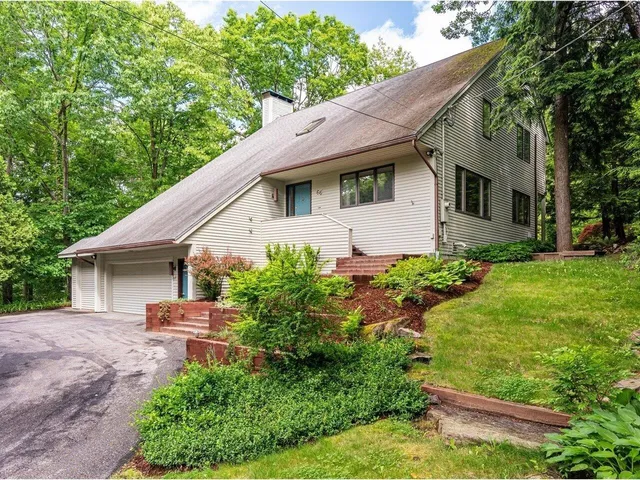 $1,150,000 | 66 Dunder Road, Burlington, VT 05401