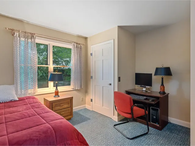 $1,150,000 | 66 Dunder Road, Burlington, VT 05401