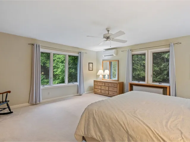 $1,150,000 | 66 Dunder Road, Burlington, VT 05401