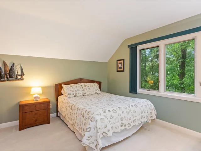 $1,150,000 | 66 Dunder Road, Burlington, VT 05401