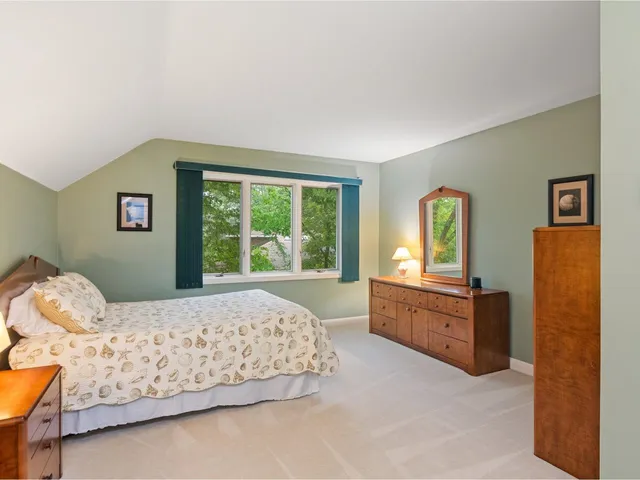 $1,150,000 | 66 Dunder Road, Burlington, VT 05401