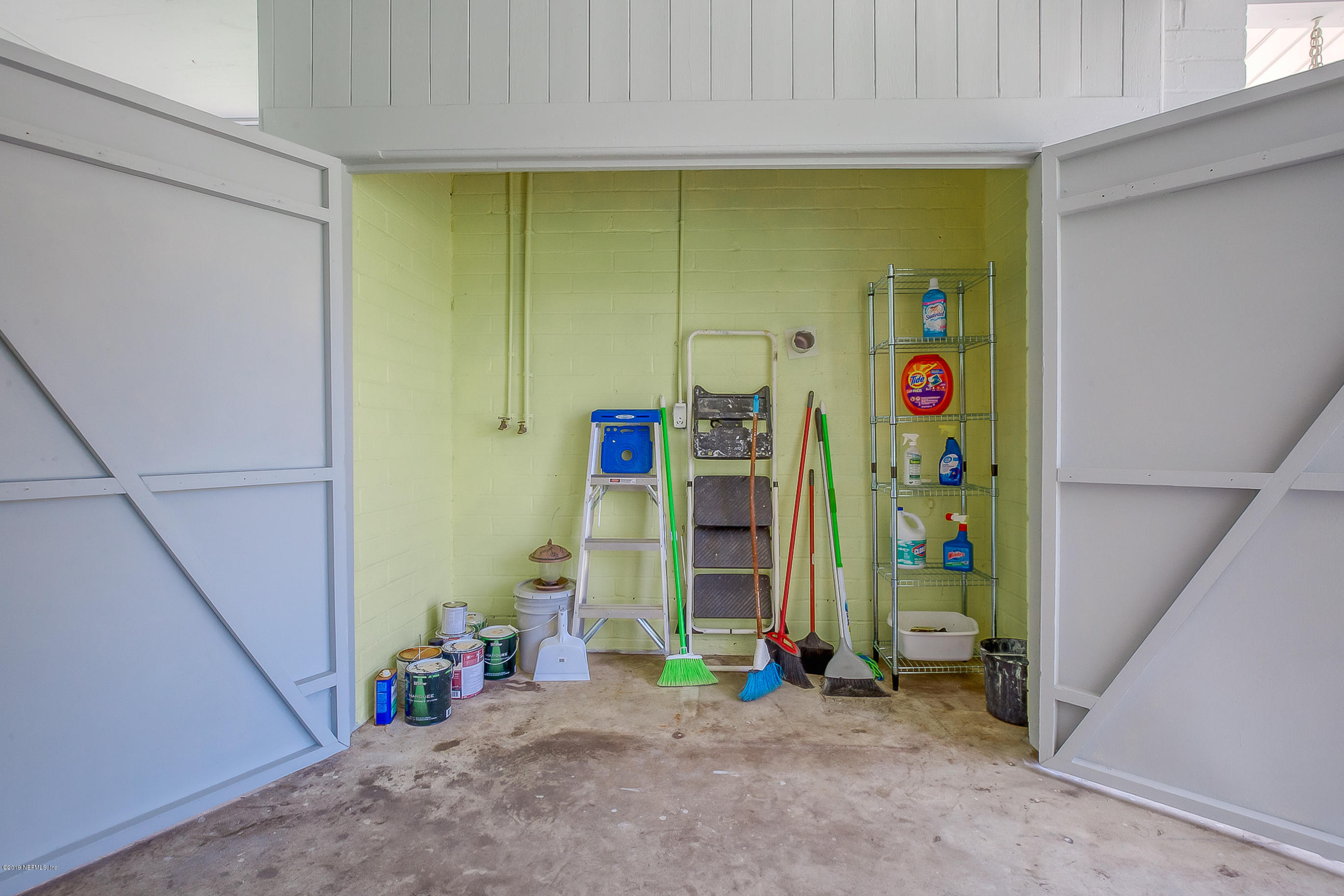 4548 Milstead Road Jacksonville, FL 32210 - Photo 14 of 37 a view of room with painted walls