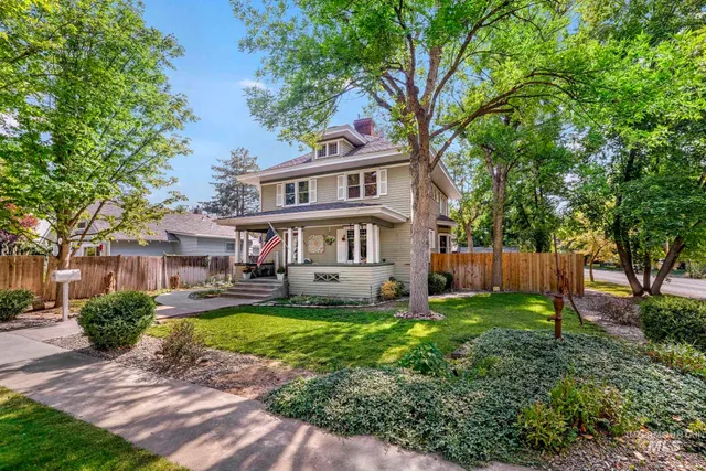 $419,000 | 304 8th Avenue East, Twin Falls, ID 83301