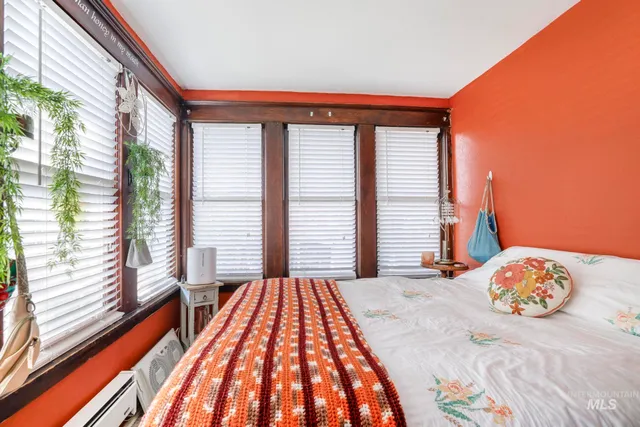 $419,000 | 304 8th Avenue East, Twin Falls, ID 83301