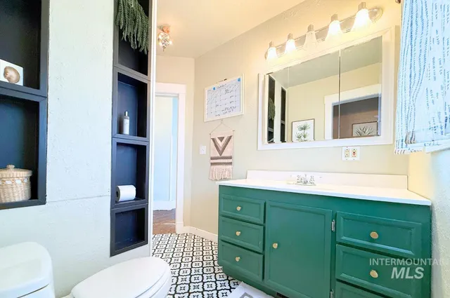 $419,000 | 304 8th Avenue East, Twin Falls, ID 83301