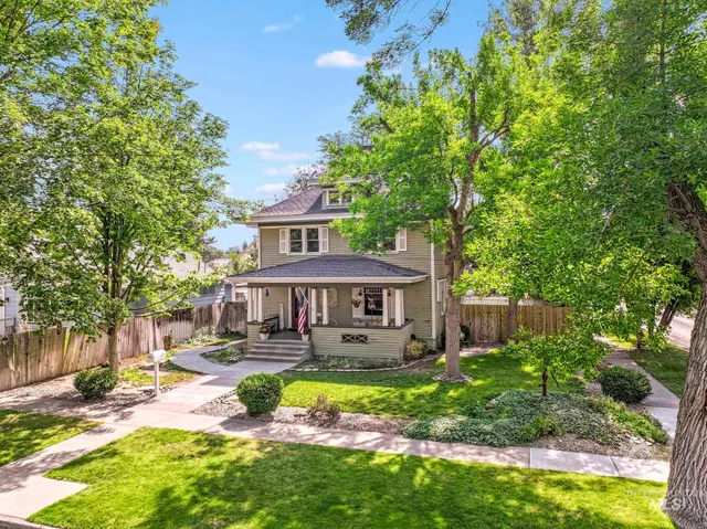 $419,000 | 304 8th Avenue East, Twin Falls, ID 83301