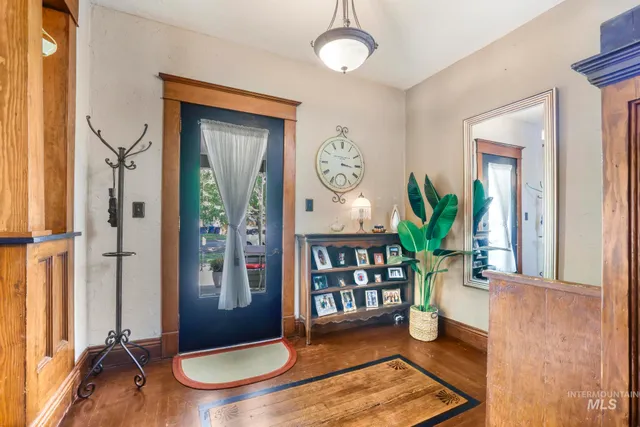 $419,000 | 304 8th Avenue East, Twin Falls, ID 83301