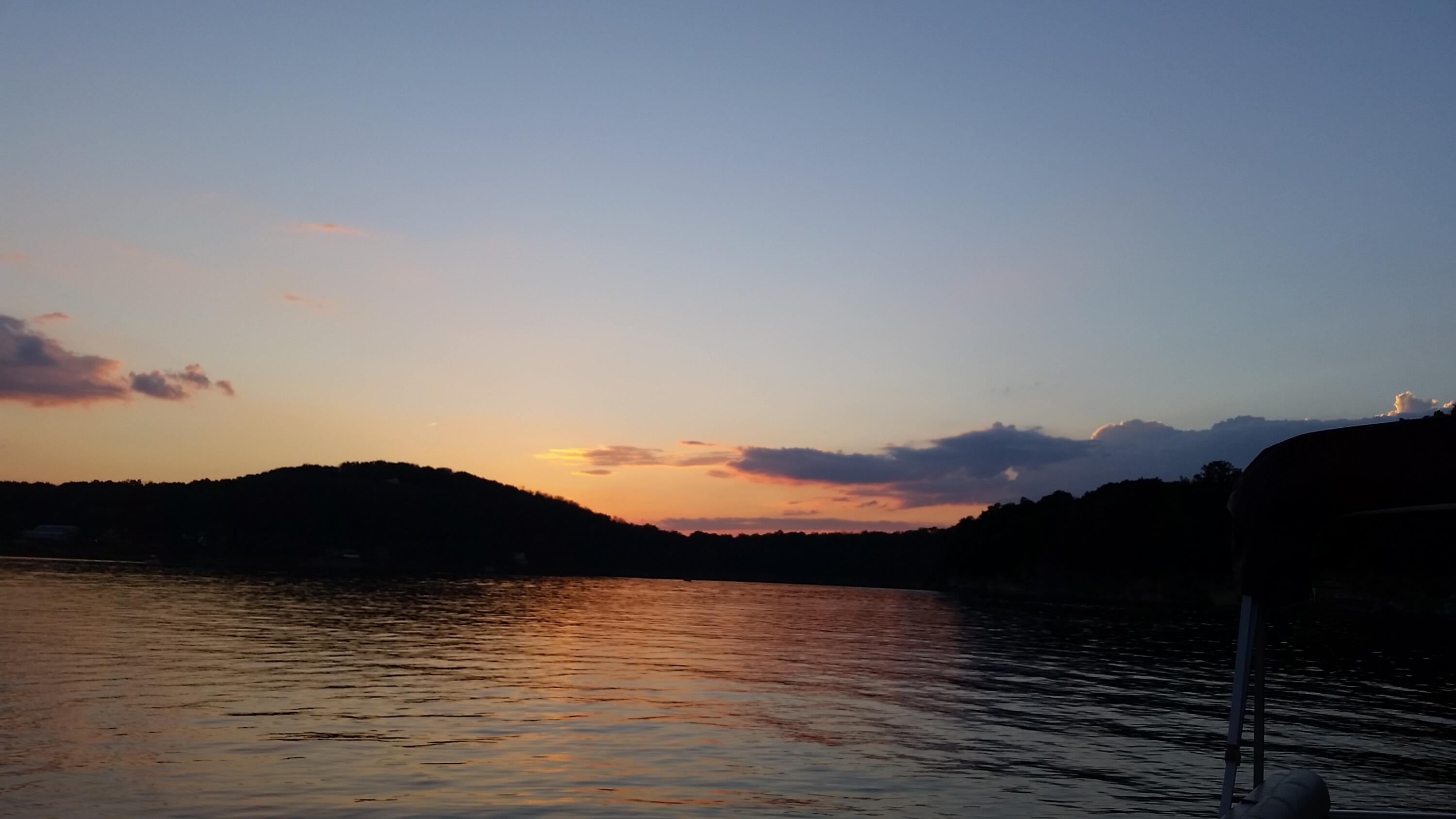 630 Rockingham Road Gray, TN 37615 - Photo 24 of 42 Evening Lake View