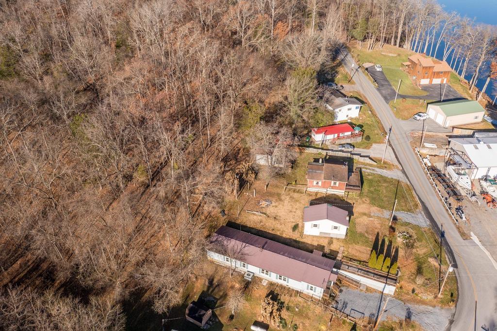 630 Rockingham Road Gray, TN 37615 - Photo 34 of 42 630 Rockingham Rd (11 of 34)