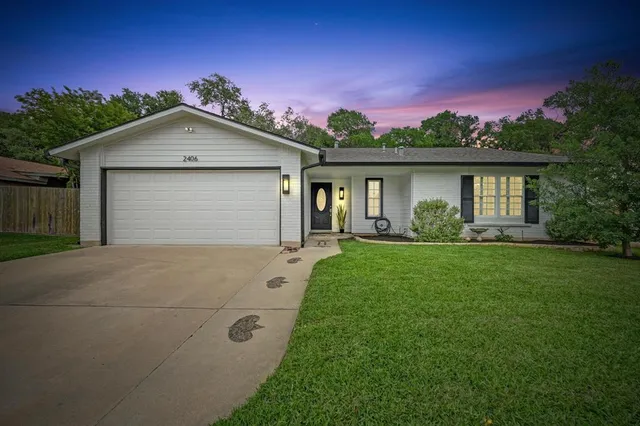 $2,550 | 2406 Burly Oak Drive, Austin, TX 78745