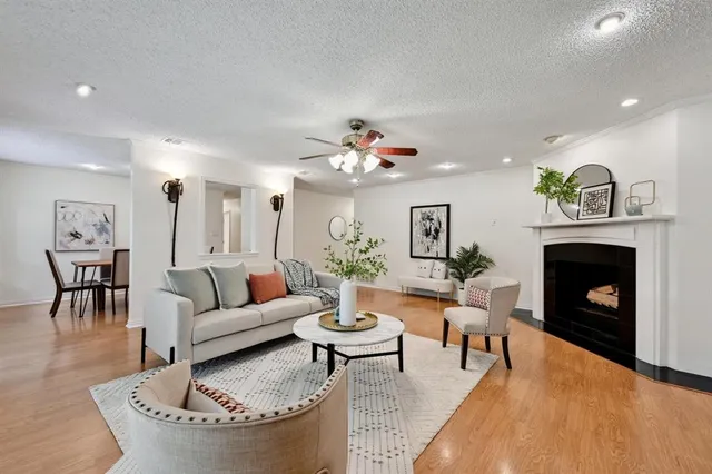 $2,550 | 2406 Burly Oak Drive, Austin, TX 78745