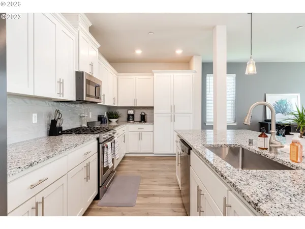 $739,900 | 6150 North 86th Avenue, Camas, WA 98607