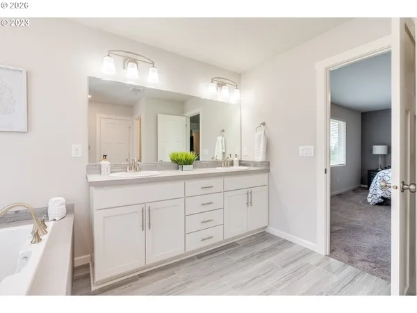 $739,900 | 6150 North 86th Avenue, Camas, WA 98607
