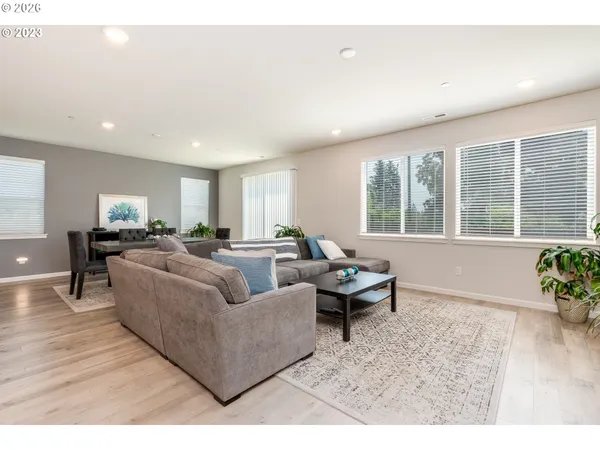 $739,900 | 6150 North 86th Avenue, Camas, WA 98607