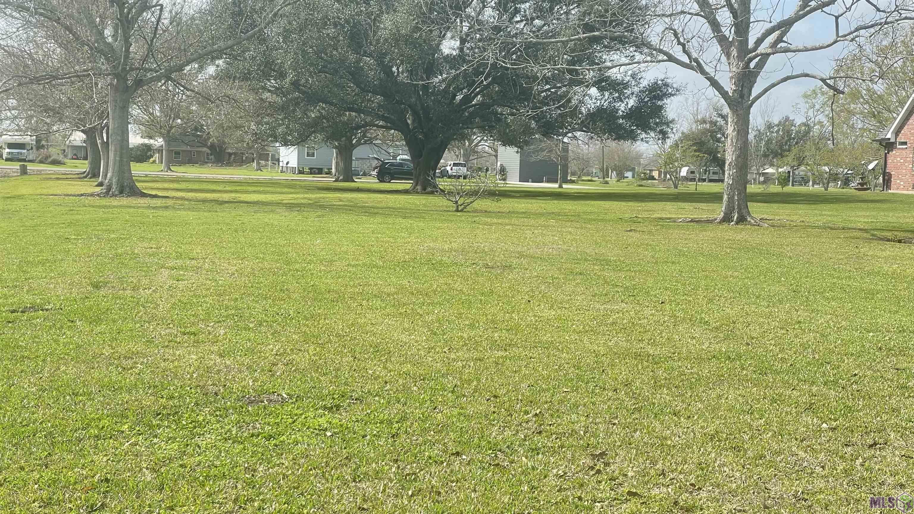 511 Pertuit Lane Raceland, LA 70394 - Photo 5 of 49 Gallery Image 5