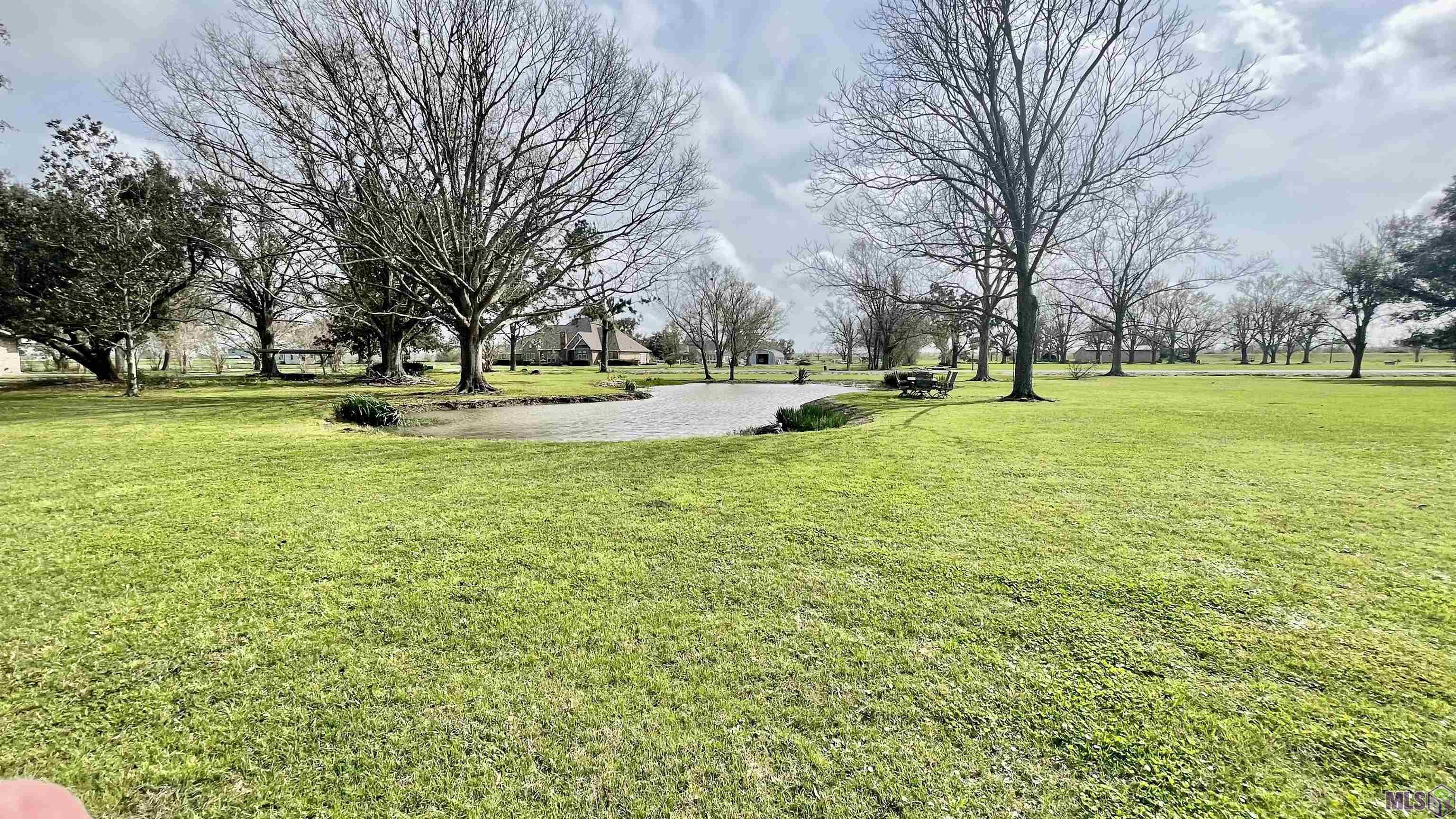 511 Pertuit Lane Raceland, LA 70394 - Photo 7 of 49 Gallery Image 7