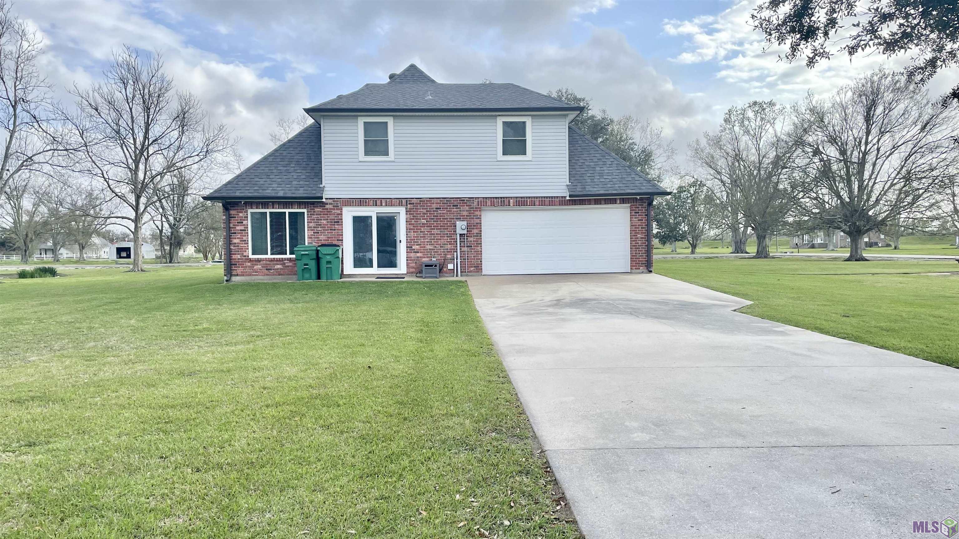 511 Pertuit Lane Raceland, LA 70394 - Photo 8 of 49 Gallery Image 8