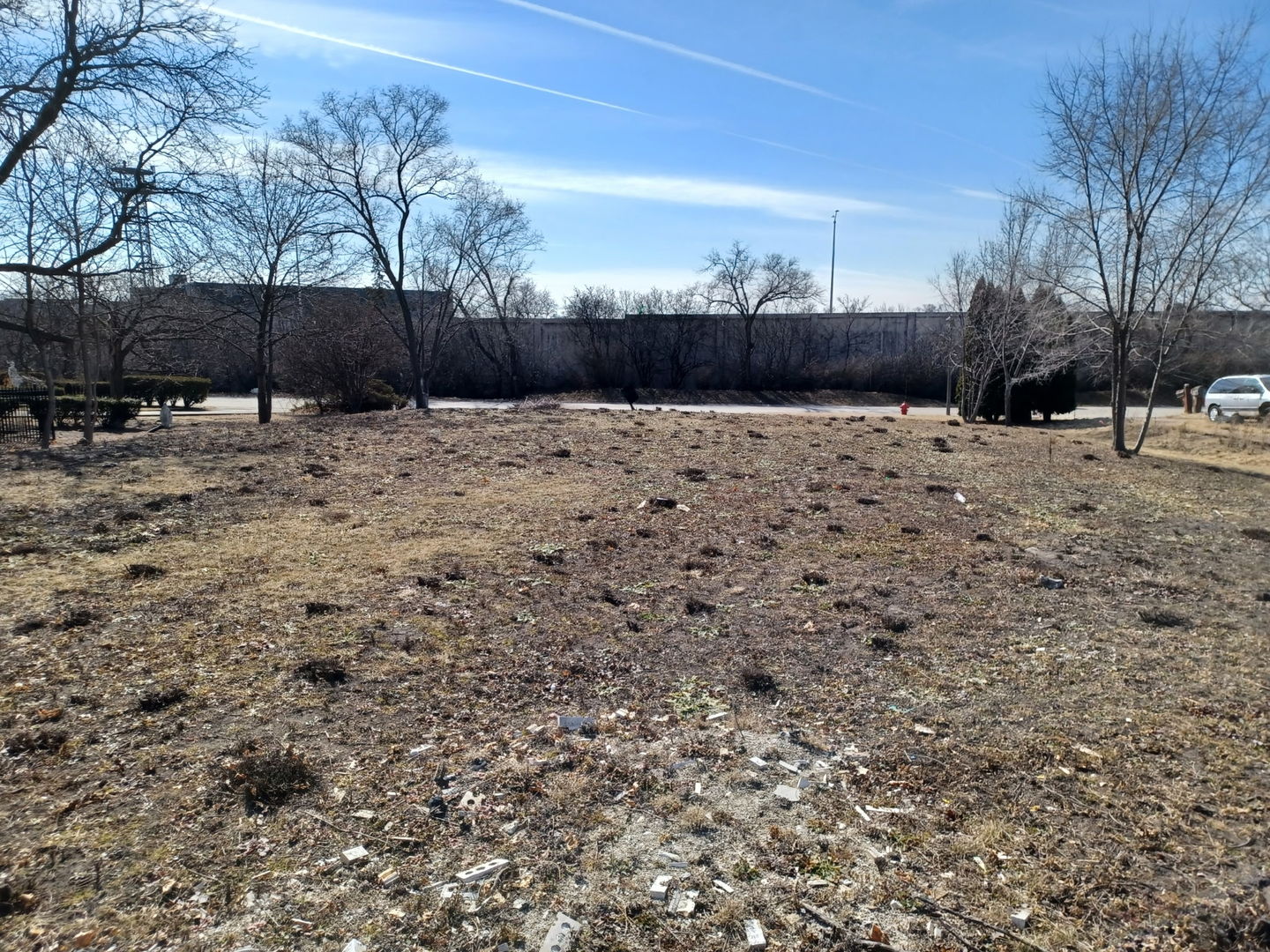 2149 Post Road Northbrook, IL 60062 - Photo 14 of 15 a view of a yard covered with snow in the yard