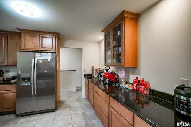 $249,900 | 209 East Northridge Lane, Peoria, IL 61614