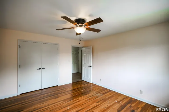 $249,900 | 209 East Northridge Lane, Peoria, IL 61614