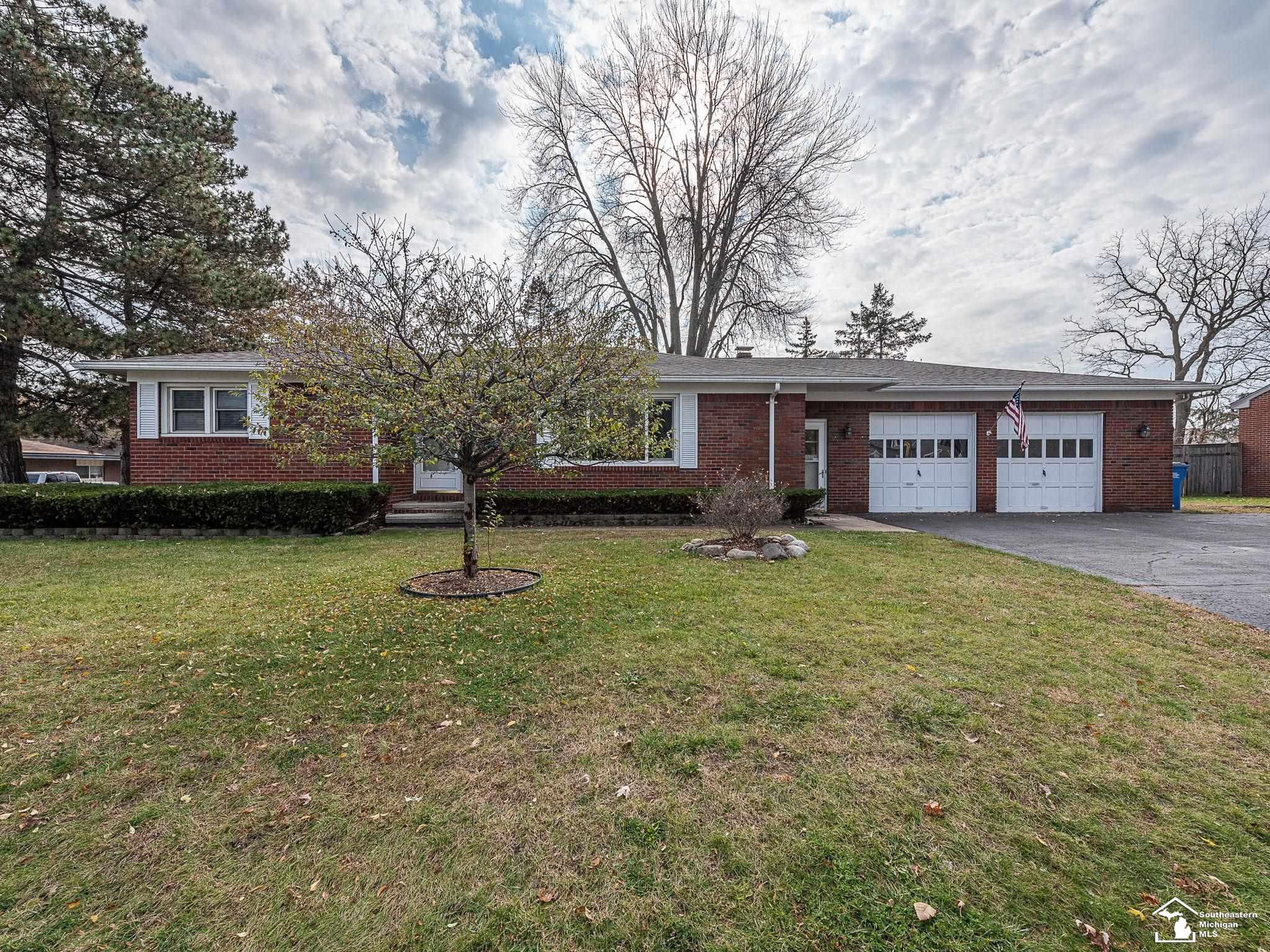 114 Cole Road Monroe, MI 48162 - Photo 2 of 35