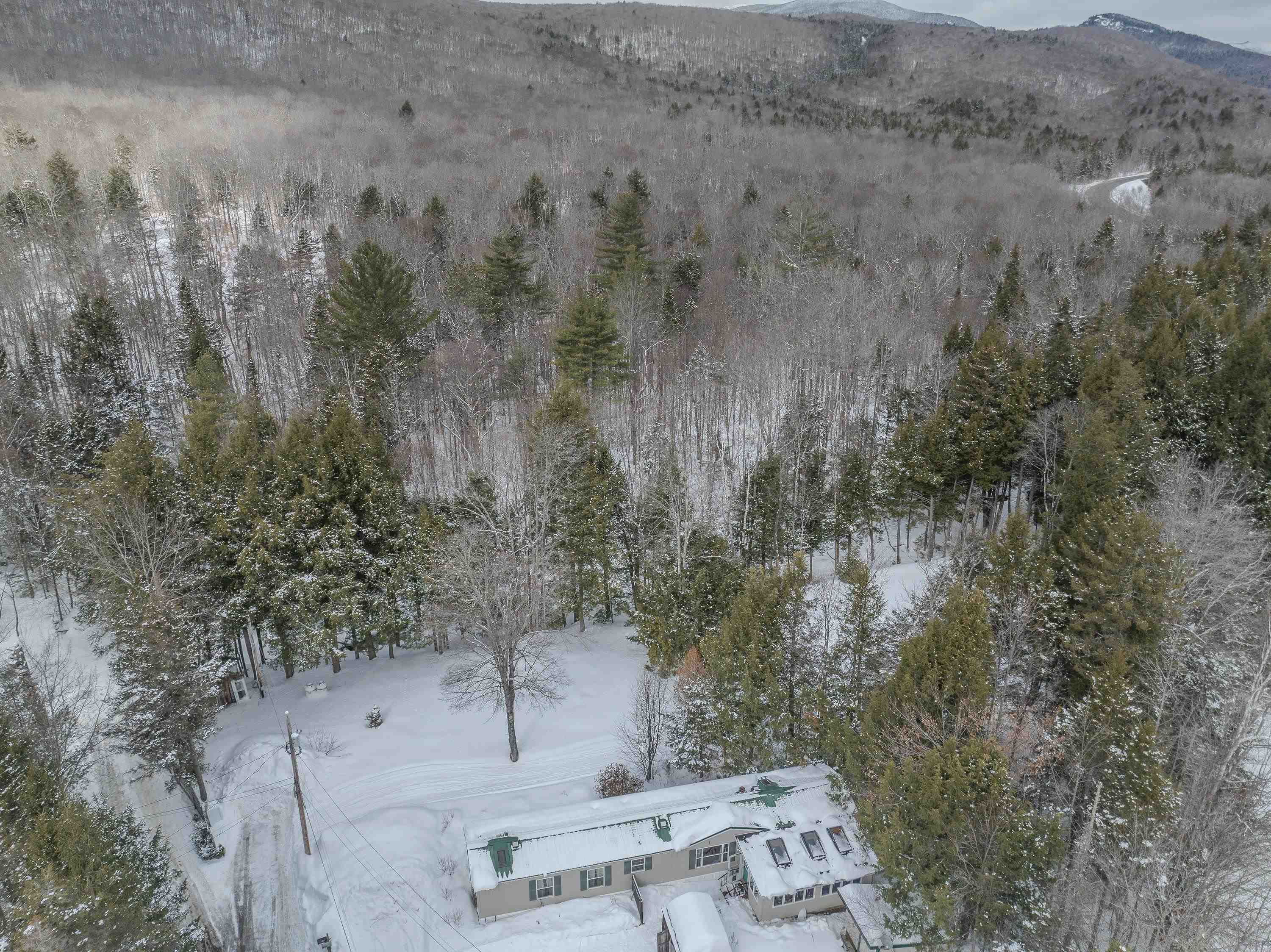 46 Goodbout Road Lincoln, NH 03251 - Photo 8 of 32