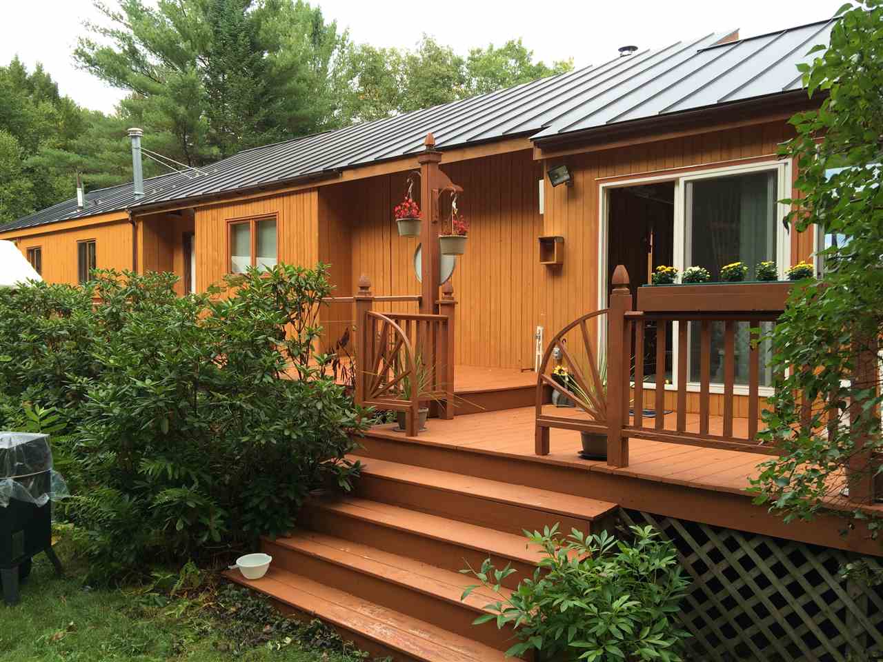 27 Barry Highlands Road Danbury, NH 03230 - Photo 1 of 40