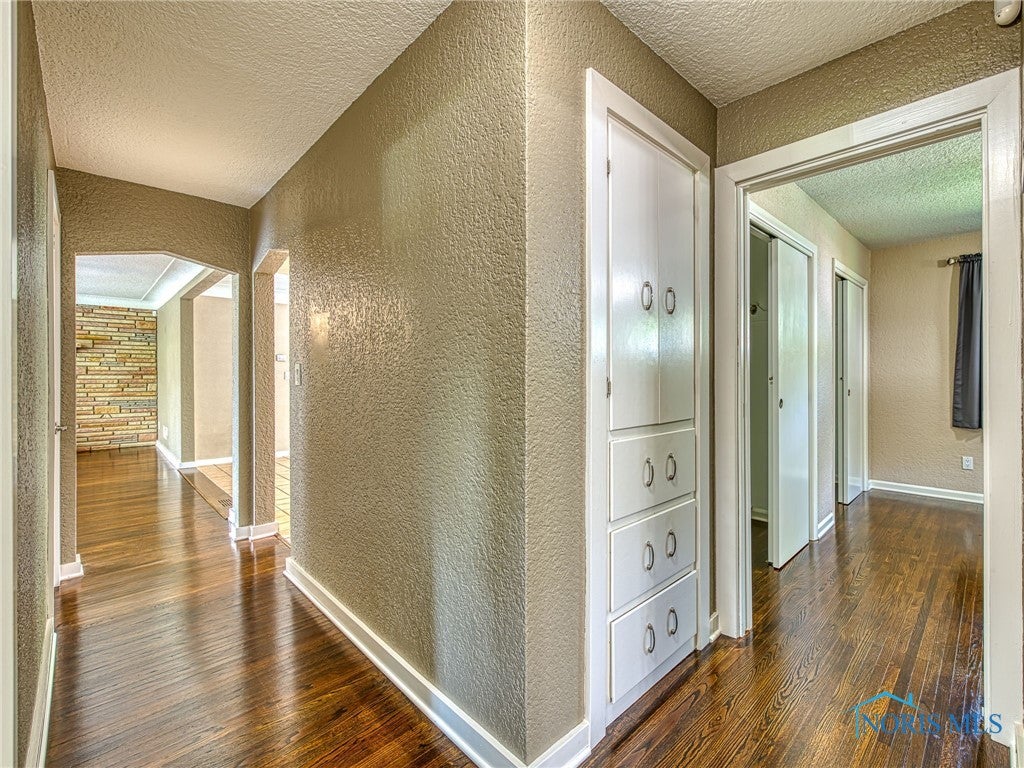 5111 Pawnee Road Toledo, OH 43613 - Photo 25 of 37 Gallery Image 25