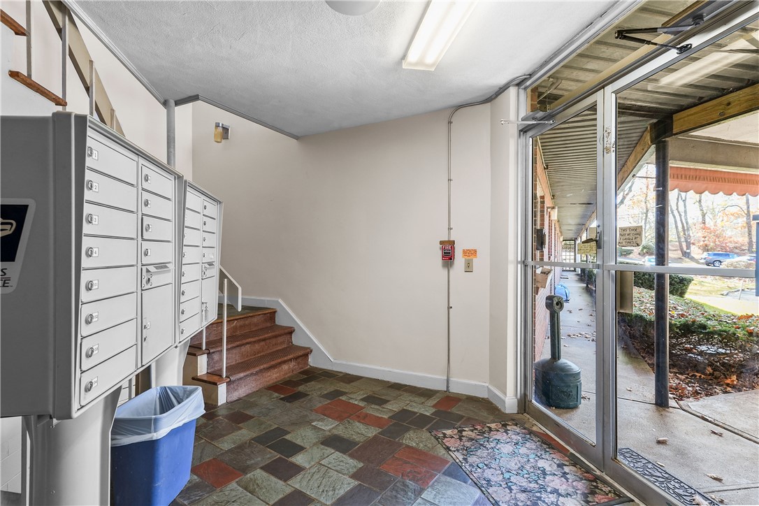 72 West Shore Road, Unit 206 Warwick, RI 02889 - Photo 22 of 25