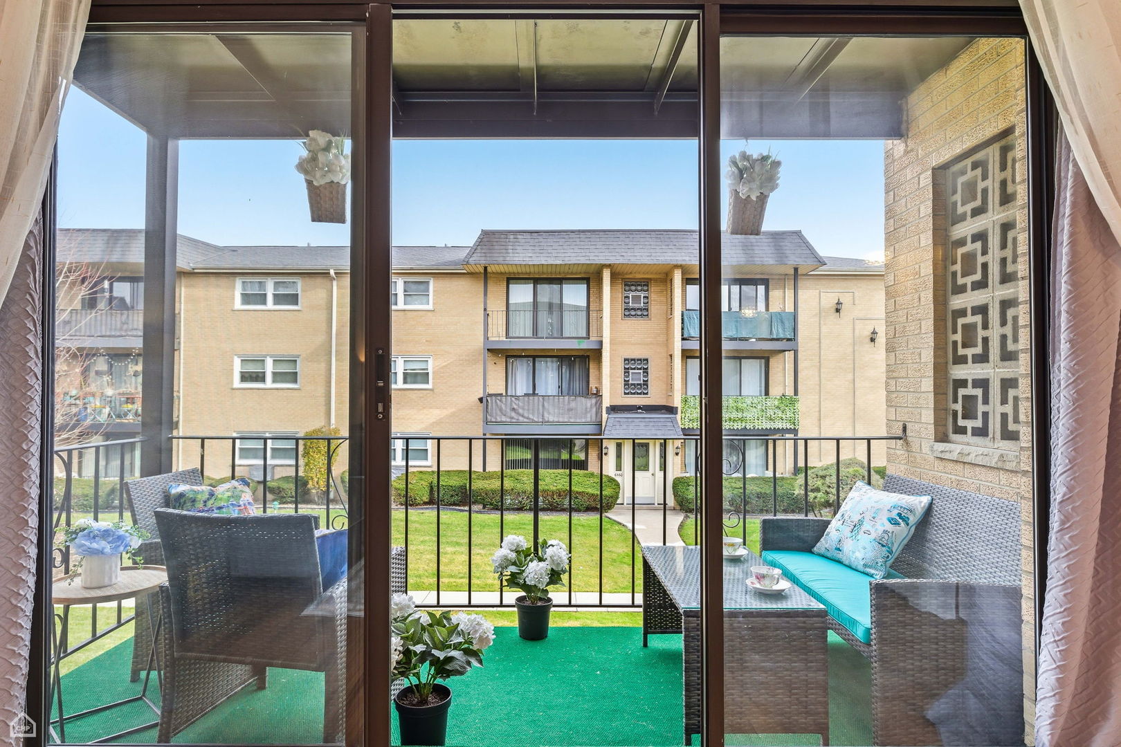 6568 West Roscoe Street, Unit 2N Chicago, IL 60634 - Photo 22 of 31