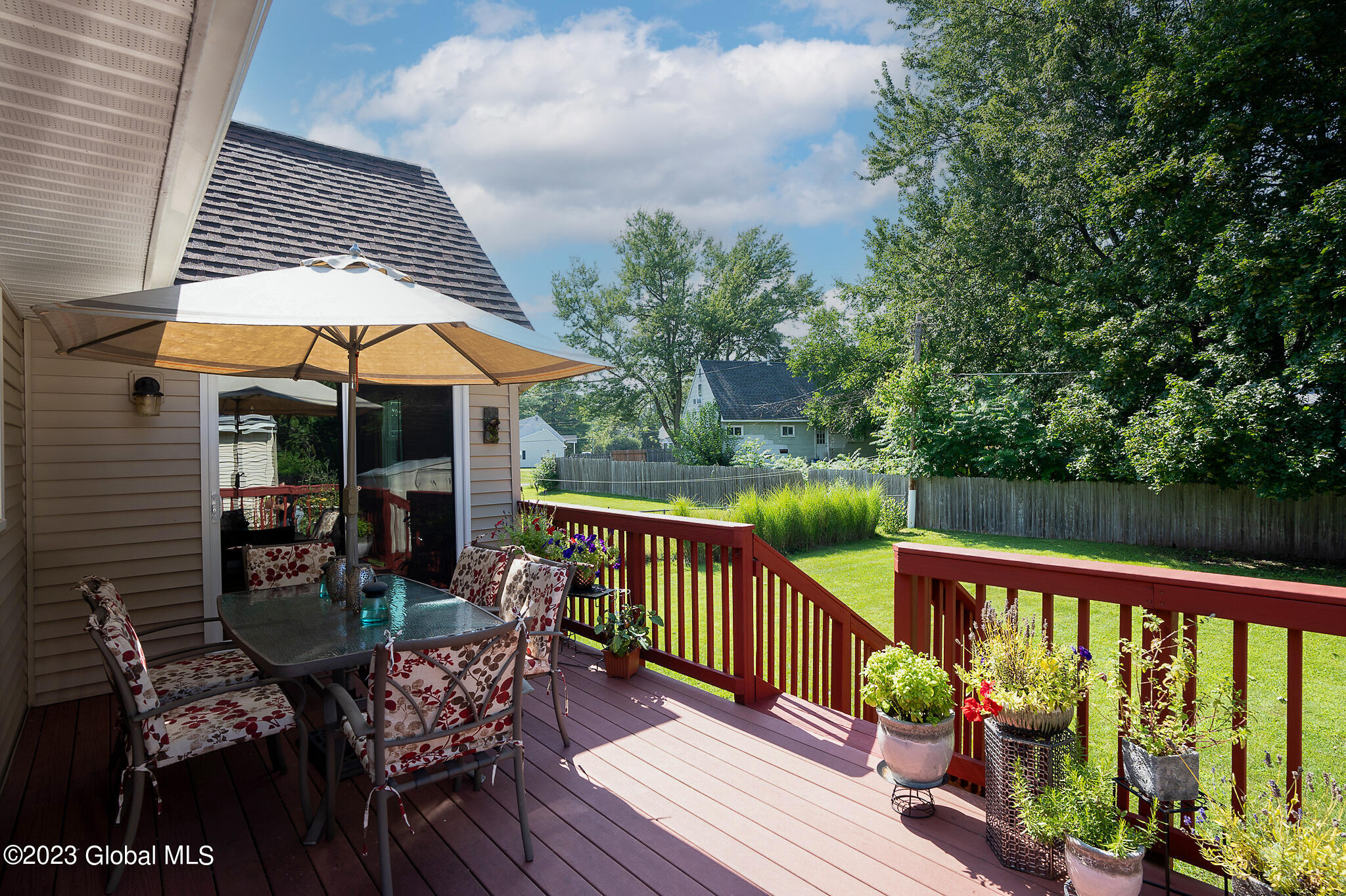 45 Tanglewood Road Colonie, NY 12205 - Photo 7 of 36 013-45-Tanglewood-Rd (1)