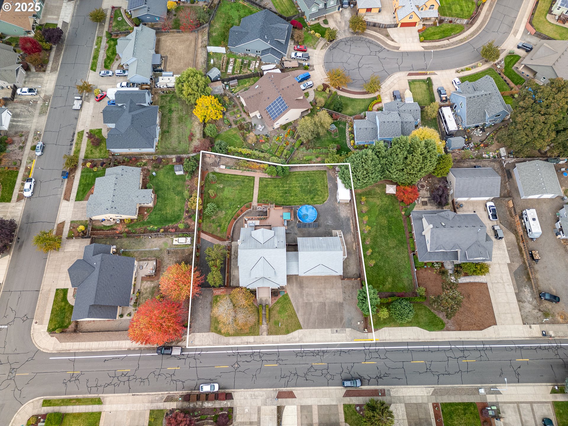 3215 54th Avenue Northeast Albany, OR 97321 - Photo 4 of 45 an aerial view of residential houses with outdoor space